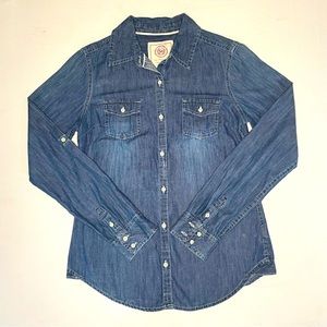 Women’s Sz S So Perfect Shirt - Tailored Fit Long Sleeve Button Down Denim Shirt